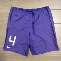 サンフレッチェ広島　サッカーパンツ　4番のサムネイル
