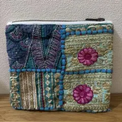 刺繍パッチワーク小型ポーチ