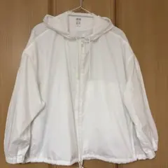 Theory ユニクロ　フード付きホワイトジャケット S ポケッタブルパーカー白