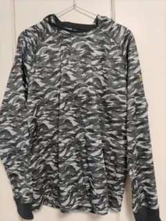 アンダーアーマー☆フリースパーカー