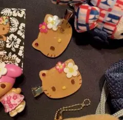 日焼けキティ　ハローキティ 前髪クリップ　ヘアクリップ 2個セット