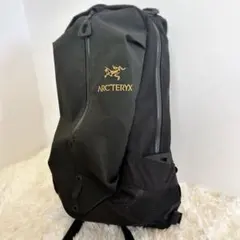 み*く様 ARC'TERYX スリングバッグ ボディバッグ クイバー quive