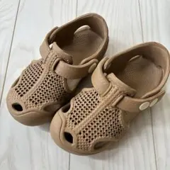 マーキーズ メッシュサンダル 14cm クロックス　つま先あり ブラウン　茶色