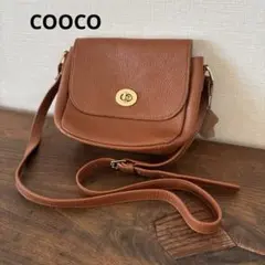 COOCO クーコ　牛革 シュリンク レザー ヒネリ カブセ ショルダー バッグのサムネイル