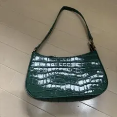 クロコダイル風グリーンハンドバッグ