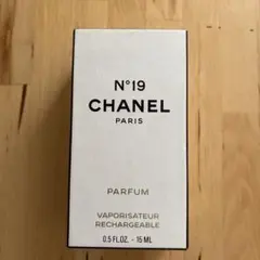 CHANEL N°19 パルファム 15ml
