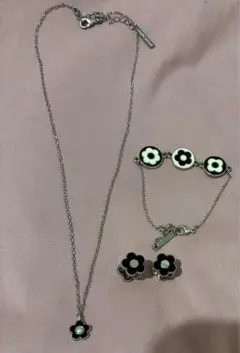 マリークワント　ジュエリーセット