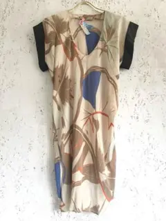 BALENCIAGA ・PARIS ボタニカル柄 シルクワンピースのサムネイル