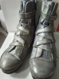 Item thumbnail for item b8538cb6-6098-4387-b57c-83ad279b80ef