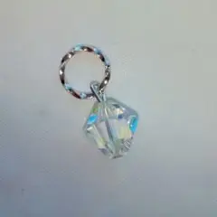 スワロフスキービーズハンドメイドペンダントトップ新品未使用美品七色クリア