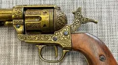 COLT SAA シングルアクションアーミー 装飾銃 リボルバー 合金製 箱無しのサムネイル