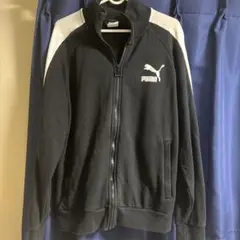 PUMA ブラック ジップアップジャケット