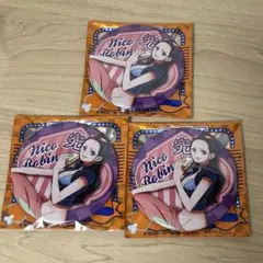 ONEPIECE　ロビン　缶バッジ ロビン 沖縄限定 ワンピースラン ONE PIECE 缶バッジ - メルカリ