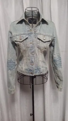 Item thumbnail for item c0d0d054-da9e-4f57-bfac-2174ea5de5d5