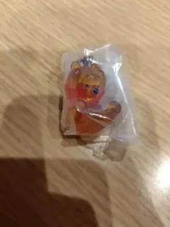 winnie the pooh　くまのプーさん　めじるしアクセサリー　プー1点②