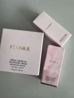 FEMMUE アイディアル　クリーム　リッププランパーのサムネイル