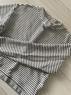 値下げ中！！ボーダー　長袖カットソー