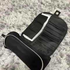 【shu uemura 】ブラックナイロンポーチ 中型