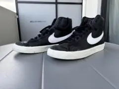 NIKE BLAZER 黒 スニーカー ブレーザー
