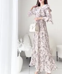 【新品】mily bilet ミウィビレット フリル襟花柄肩スリットワンピース