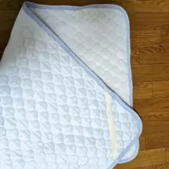 敷きパッド　子供用　約68✕118センチ