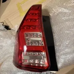 送料込 プリウス α 40 41 Revier フル LED テール レンズのサムネイル