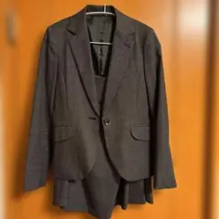 レディーススーツ