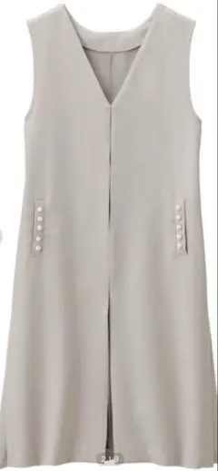 グレー Vネック ノースリーブベスト