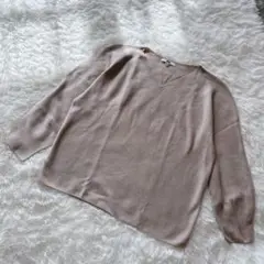 UNIQLO ベージュVネック ニット セーター2XL 美品 大きいサイズ
