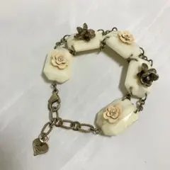 【週末セール特別価格】ジルスチュアート JILL STUART フラワーモチーフのサムネイル