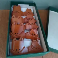 ビンテージ雑貨　キツネ箸置き 5個セット　木彫り　ハンドメイドブローチにも