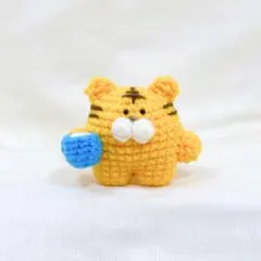 トラさんのあみぐるみ｜おしごとのあとは、大好きなミルクをゆっくりと✿のサムネイル