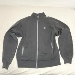 【Champion】ジップアップパーカー
