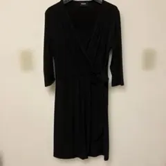 カシュクールタイプワンピース