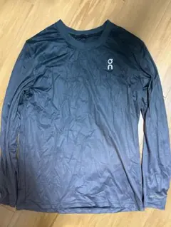 美品 On オン PACE LONG-T ペースロングT ランニング 陸上