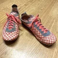 Item thumbnail for item f5b9bd3d-f37f-42a3-8848-d7c21074e465