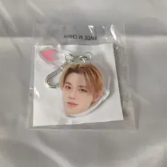 treasure ドヨン　喜怒哀楽　アクキー