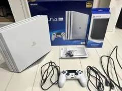 美品　PS4 Pro ホワイト CUH-7200B B02 縦置きスタンド付き