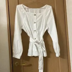 GU ホワイトボタンブラウス