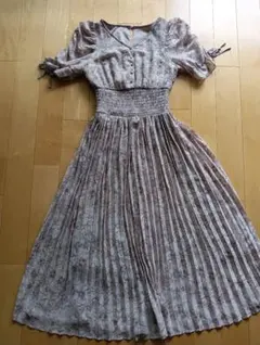 花柄フレアワンピース　INGNI Мサイズ