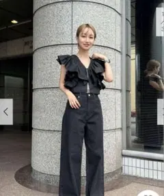 KBF マルチwayクロップフリルブラウス