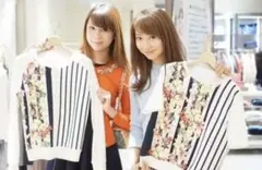 ミアルマリオ コラボ　フラワーボーダー　トップス　限定のサムネイル