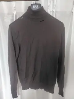 EMPORIO ARMANI　ダークブラウン タートルネックセーター