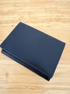【週末値下げ】 ラッフィナート三つ折り財布 本革100%