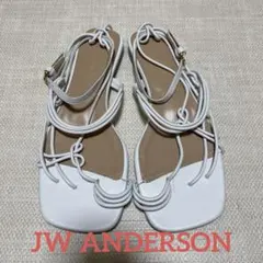 [新品]37 JW ANDERSON LACED FLAT SANDALS 白のサムネイル