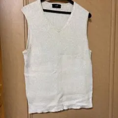 値下げしました　23区　白　ベスト　男子兼用　フリーサイズのサムネイル