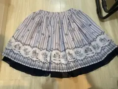 axes、ひざ丈スカート