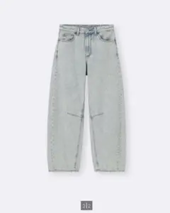 GU バレルレッグジーンズ