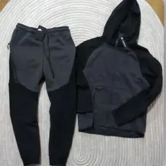 NIKE テックフリース