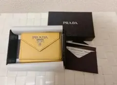 PRADA プラダ サフィアーノ トライアングル財布 イエロー 三つ折り財布